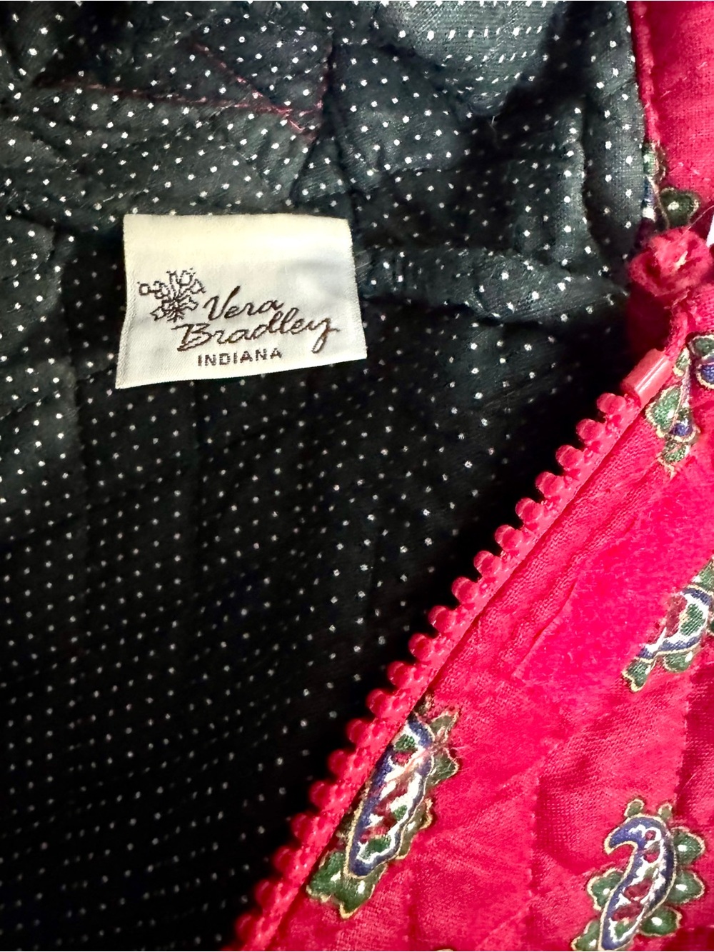 Vera Bradley Provincial Red Quilted Hanging Garment Bag, Retired - Picture 7 of 11
